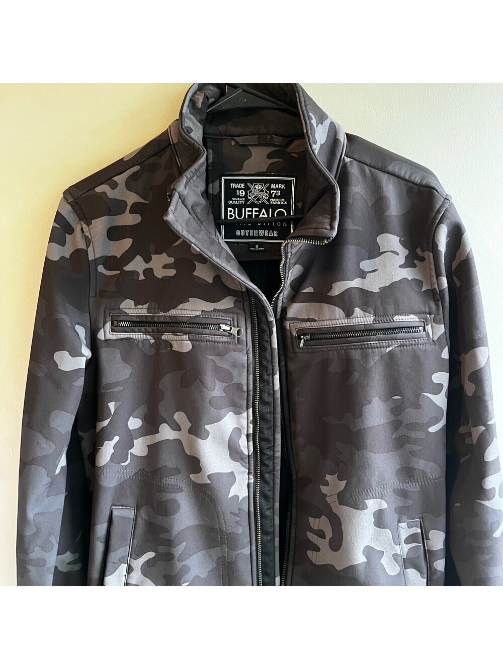David Bitton Buffalo Camo Moto Jacket Men's Front Zipped Lined Small Bomber